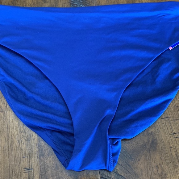 High Rise Mid Rise Bikini Bottom - Picture 3 of 5